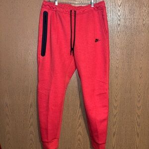 Nike tech fleece joggers